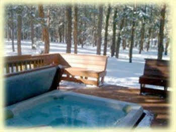 Rogers Inn The Pines Monument Esterno foto